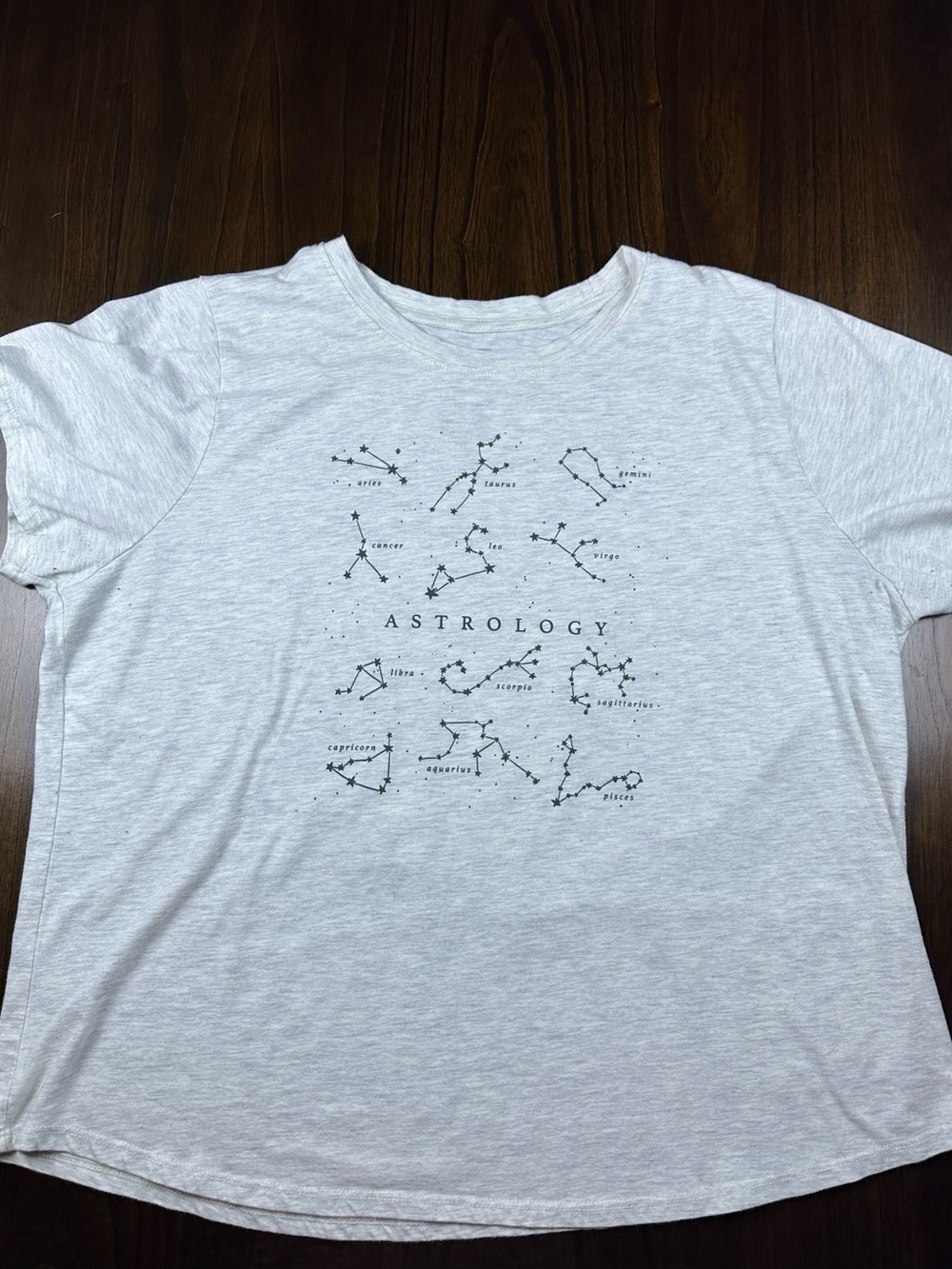 Mighty Fine Astrology Constellation Tee Women XXL Beige/grey Graphic
